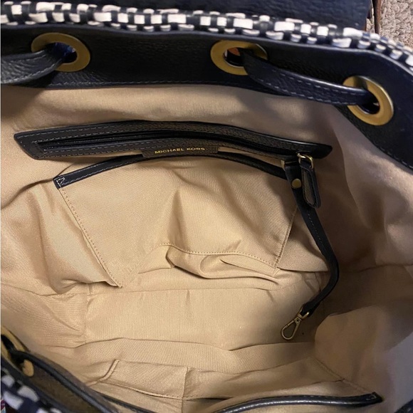 michael kors junie woven leather flap backpack - Picture 2 of 3